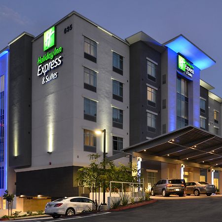 Holiday Inn Express & Suites San Diego - Mission Valley By Ihg المظهر الخارجي الصورة