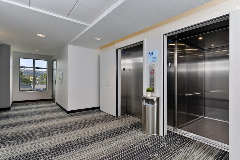 Holiday Inn Express & Suites San Diego - Mission Valley By Ihg المظهر الخارجي الصورة