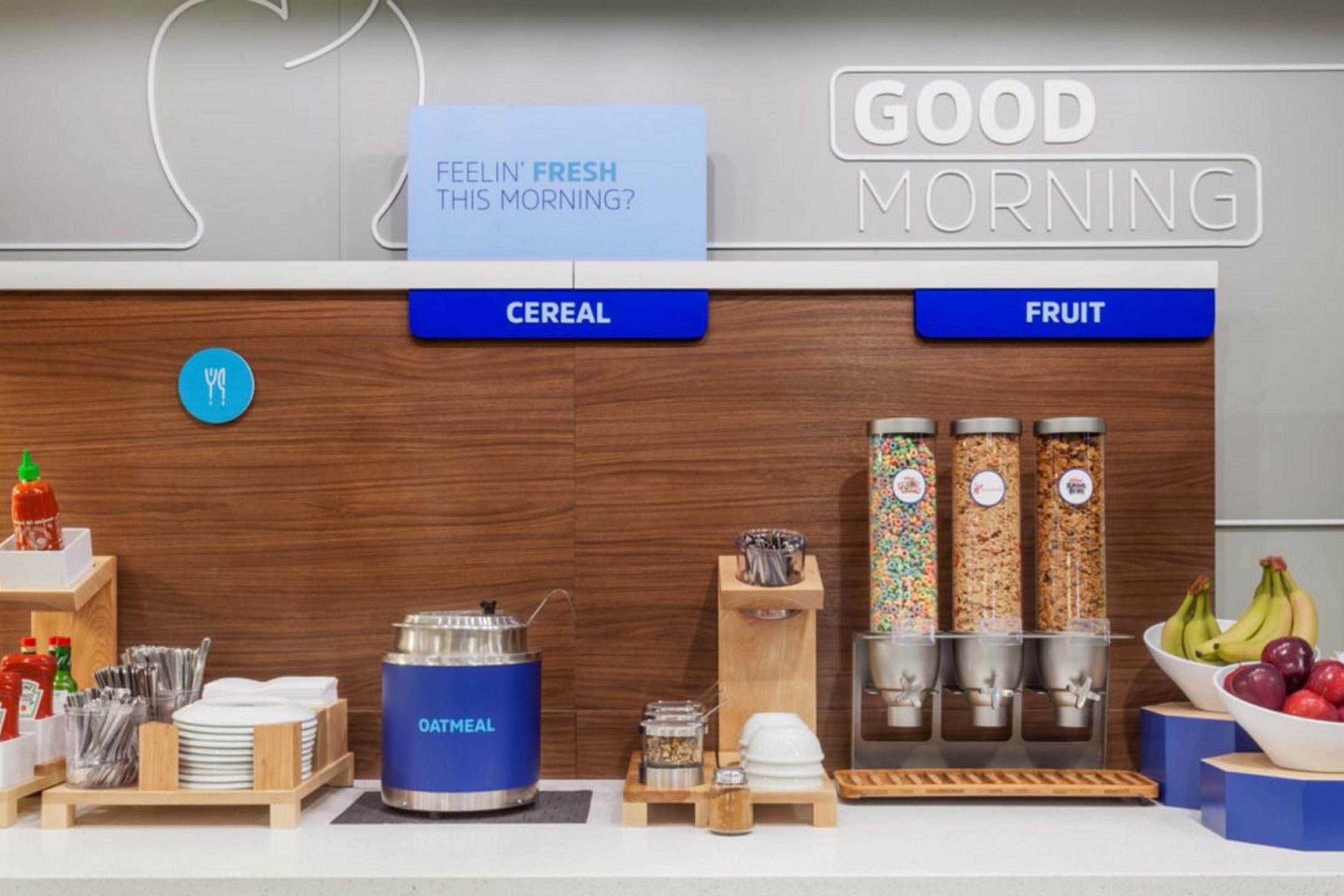 Holiday Inn Express & Suites San Diego - Mission Valley By Ihg المظهر الخارجي الصورة