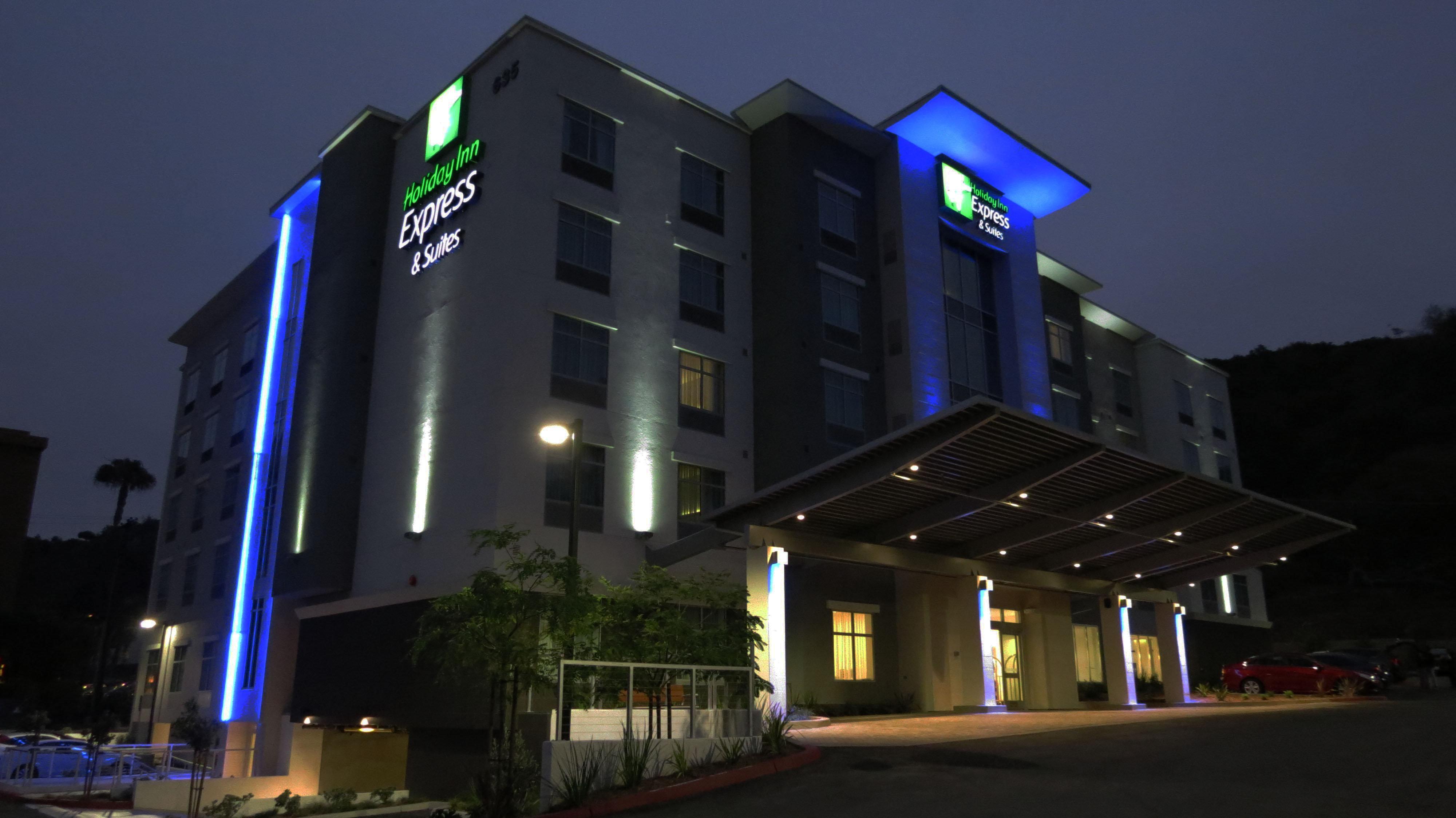 Holiday Inn Express & Suites San Diego - Mission Valley By Ihg المظهر الخارجي الصورة